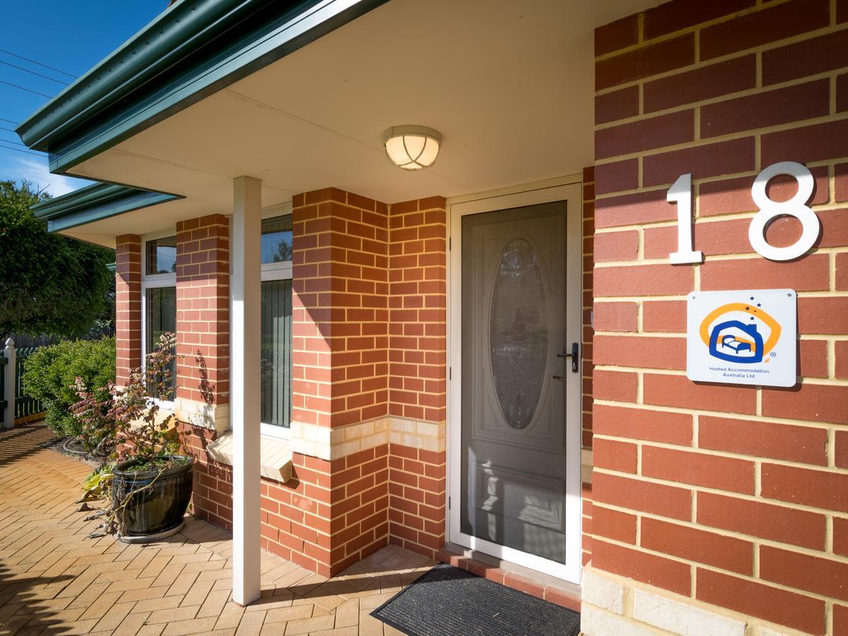 Ascot On Swan Bed & Breakfast Perth Ngoại thất bức ảnh